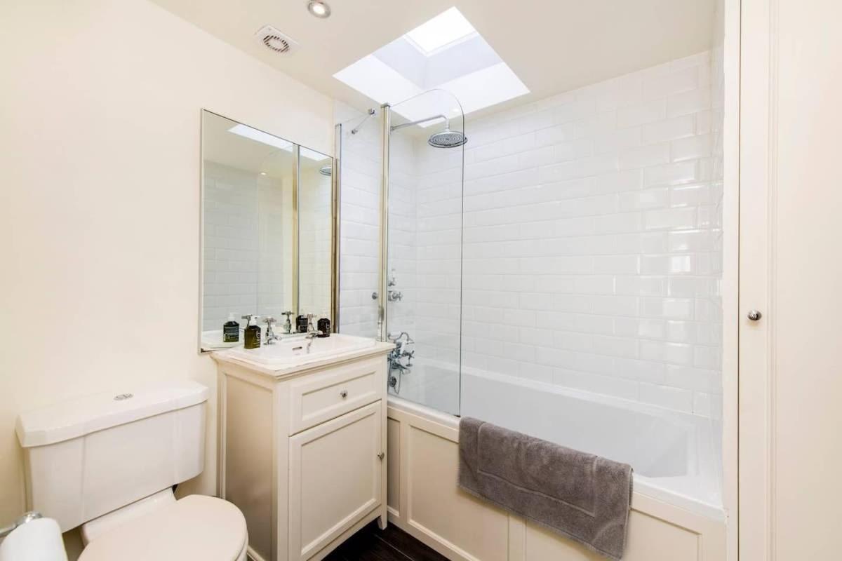 Delightful 2 Bed In Notting Hill - 5 Min From Tube Apartment ลอนดอน ภายนอก รูปภาพ