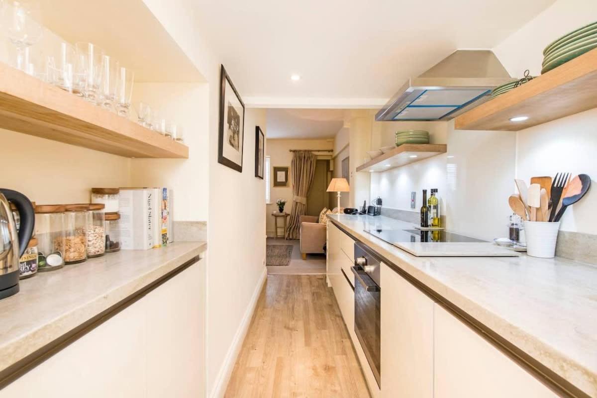Delightful 2 Bed In Notting Hill - 5 Min From Tube Apartment ลอนดอน ภายนอก รูปภาพ