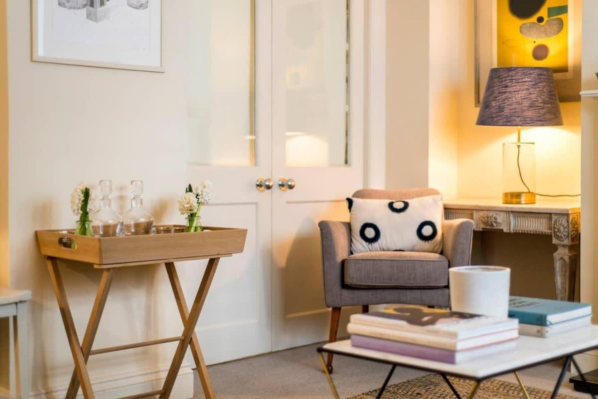 Delightful 2 Bed In Notting Hill - 5 Min From Tube Apartment ลอนดอน ภายนอก รูปภาพ